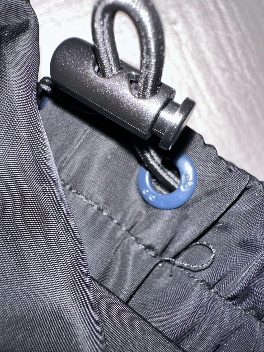 ALO International Anorak Jacket in Black Size Small